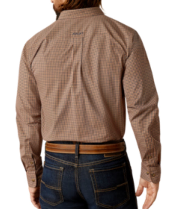 Camisa ajustada Taggert de la serie MNS Pro de Ariat